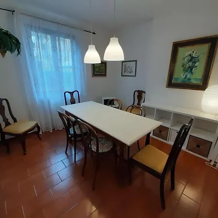 Accogliente Bi-familiare * Pietrasanta
