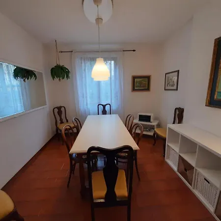 Holiday home Accogliente Bi-familiare *